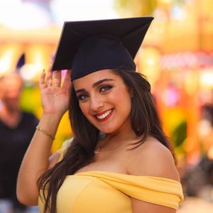 Meet your Posher, Cat